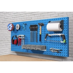 vendita online Parete porta attrezzi da 1500 mm. completa di accessori blu ral5012 Accessori banchi lavoro e armadi Fami